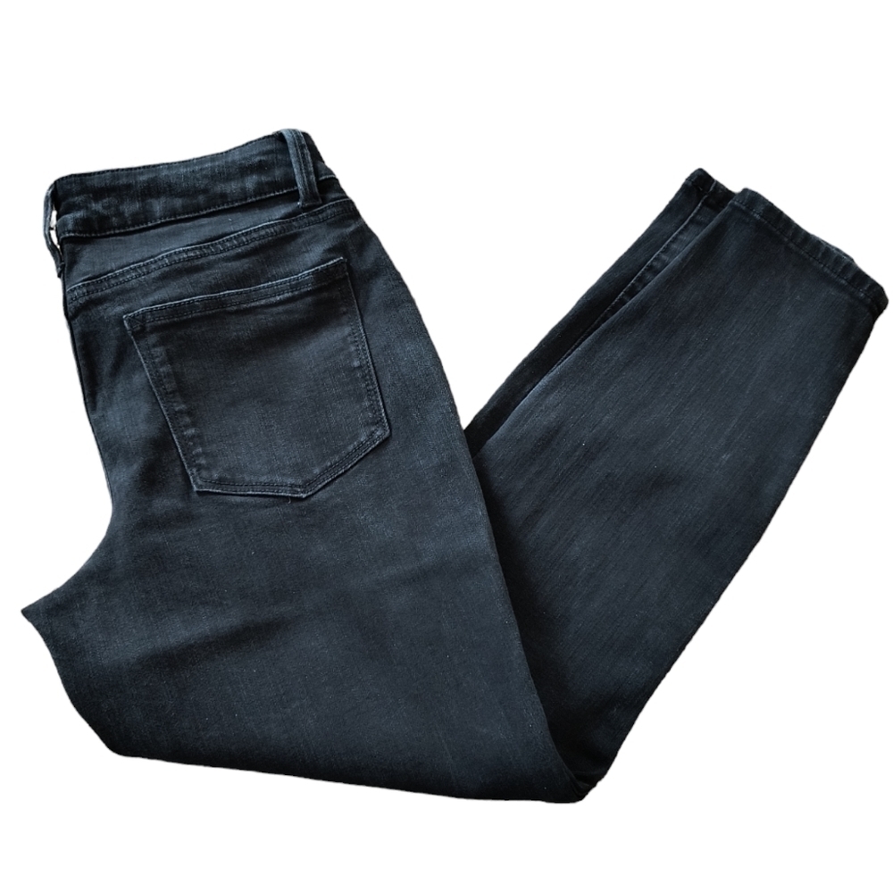 Maurices Faded Black Jegging Size M Short